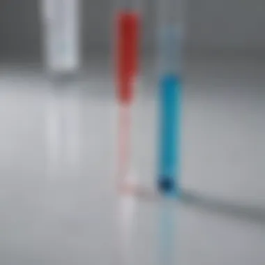 Comparative chart highlighting differences between PCR tests and rapid antigen tests.